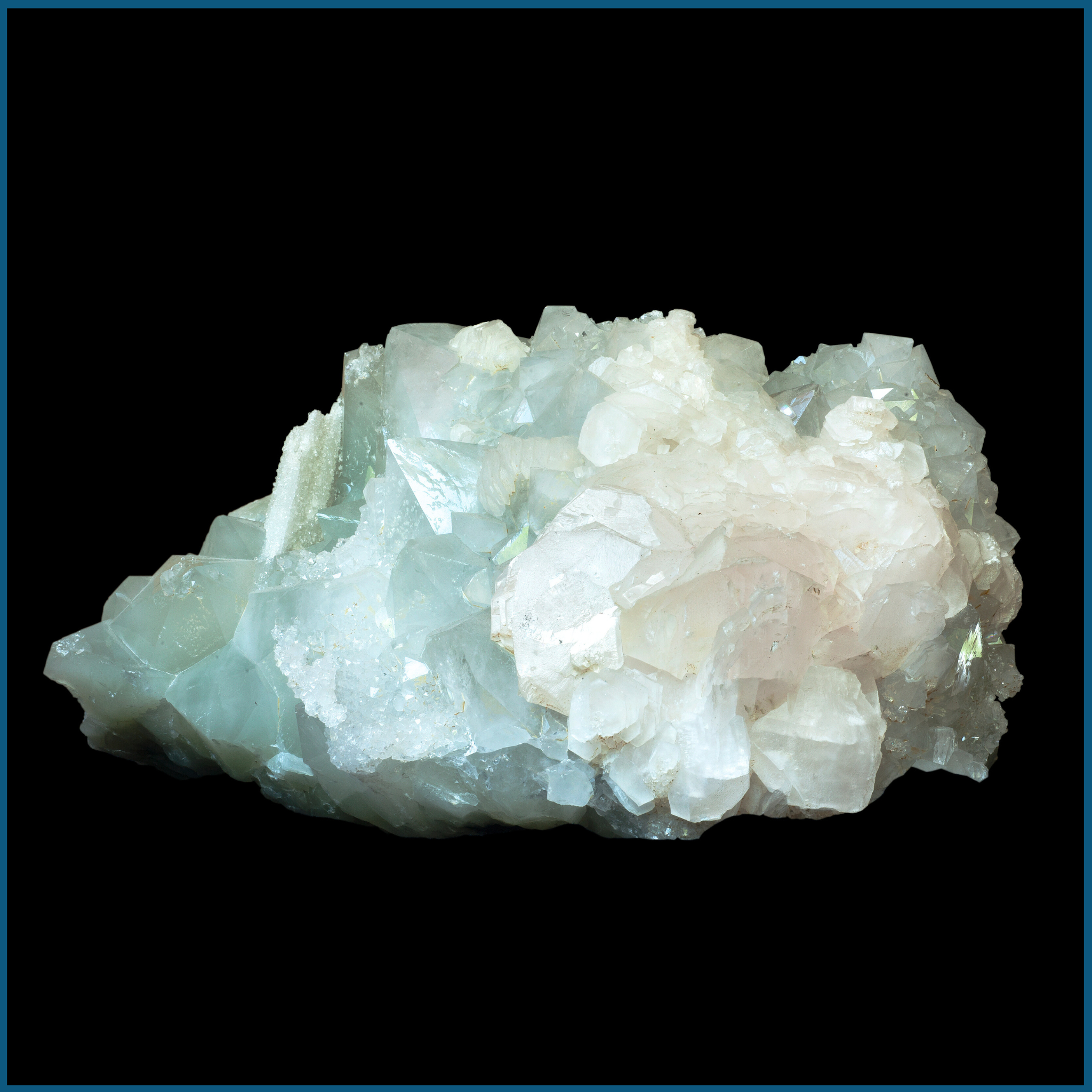Quartz Clusters: Natural Energy Amplifiers for Spiritual Growth and Healing