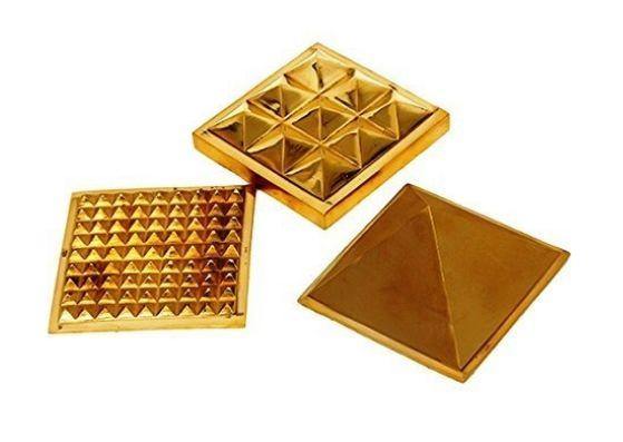 Classic Combo III - Set of 5 Pyramid Caps+ 2 Orgonite Pyramid with 7 Chakra Crystals + 1 Pure Copper Three Layer Vastu Pyramid - 51pyramids